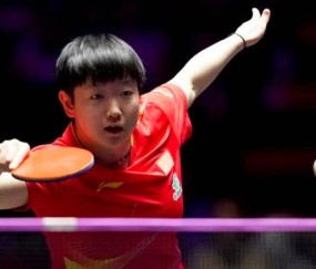 被吹遮挡发球，孙颖莎被裁判坑？名宿回应，邱贻可或不该犯错