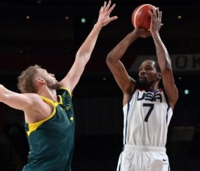 杜兰特拿到第三金，他已经是美国男篮历史第一人？