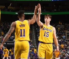 星空体育官网-【人物】蒙克&amp;里夫斯：阿肯色兄弟情