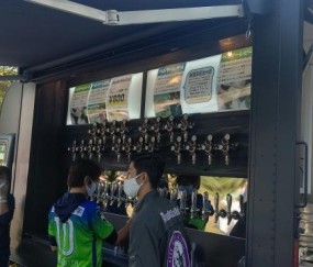 星空体育-中超揭幕战将有1.5万球迷?J联赛率先开放2万观众